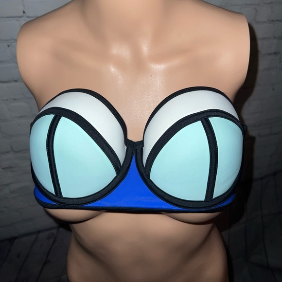 Charlotte Russe Other - Charlotte Russe Blue & Black Bra size M